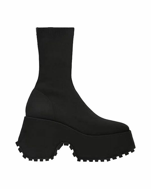 Long-awaited platform short boots