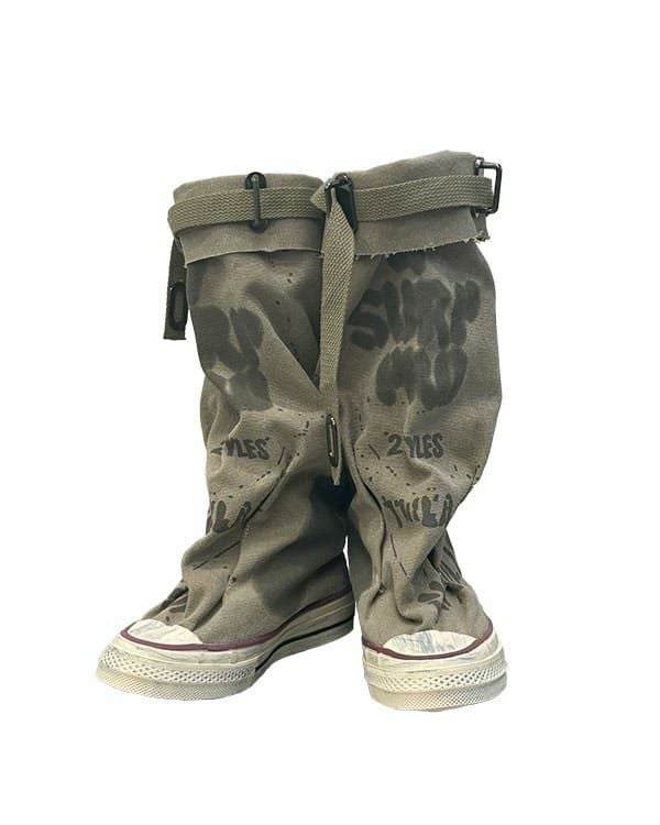 loose cover sneakers
