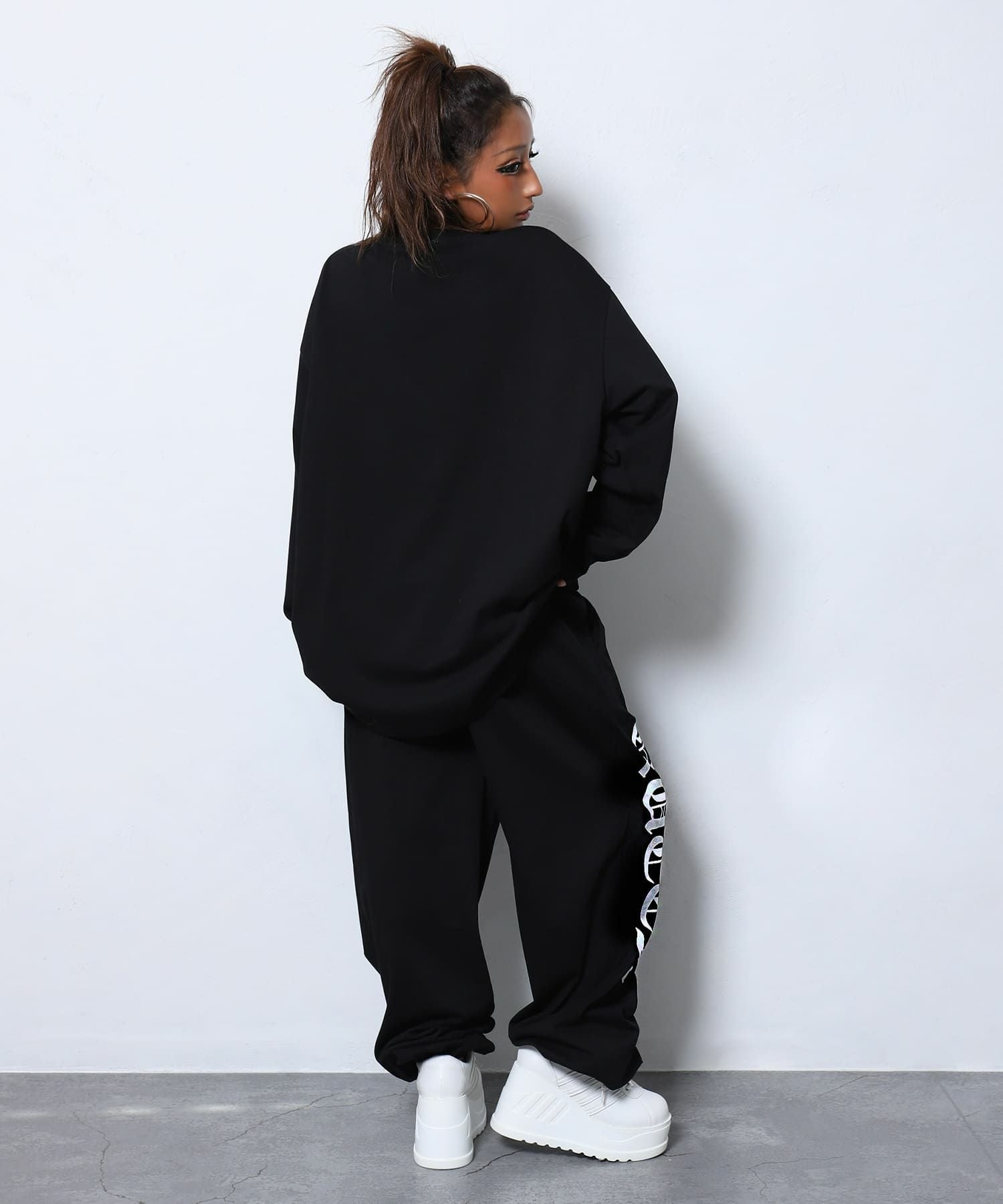 ラメロゴセットアップ | レディースギャルファッション通販BLACKQUEEN
