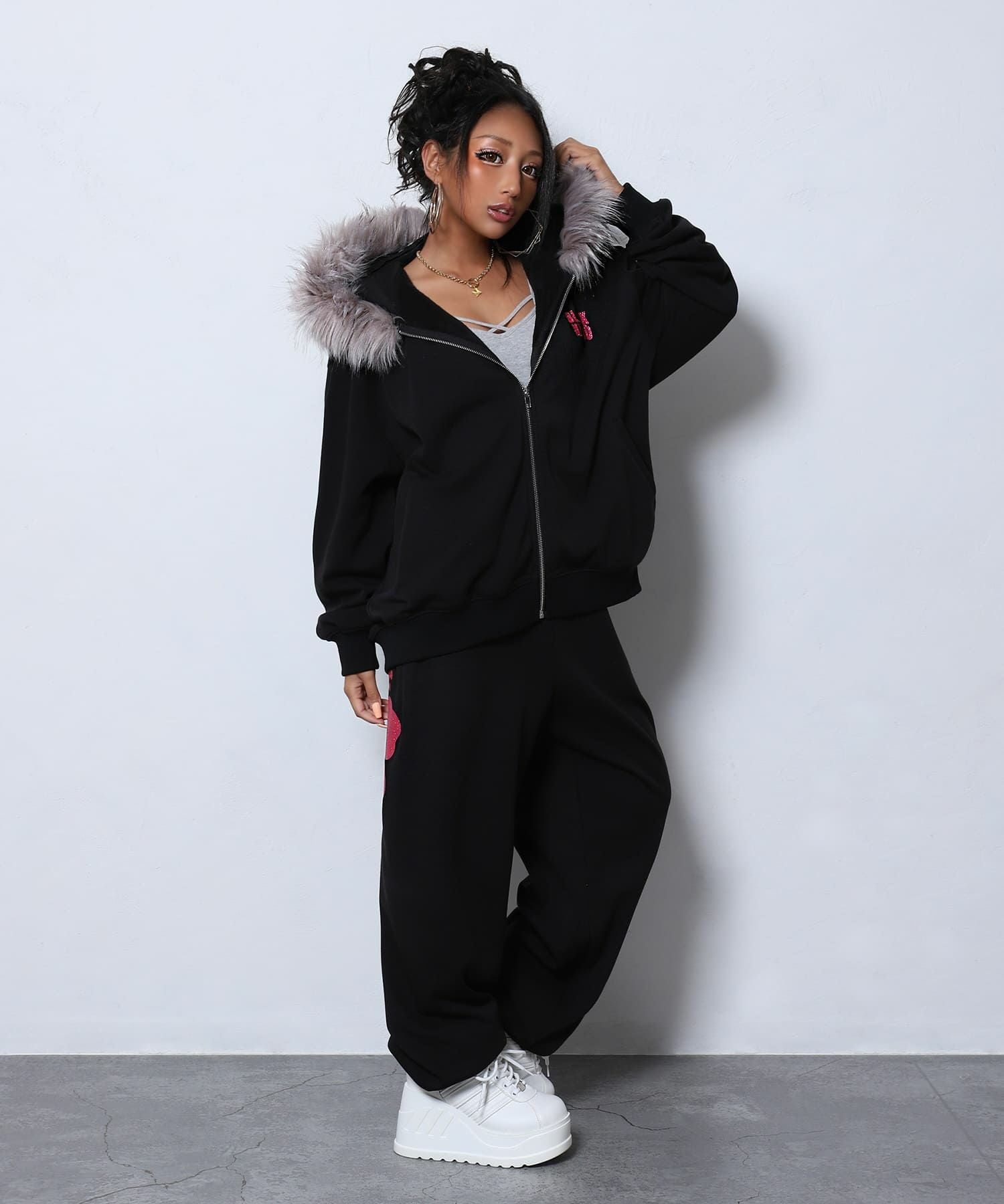 ハイビスカスファーセットアップ | レディースギャルファッション通販