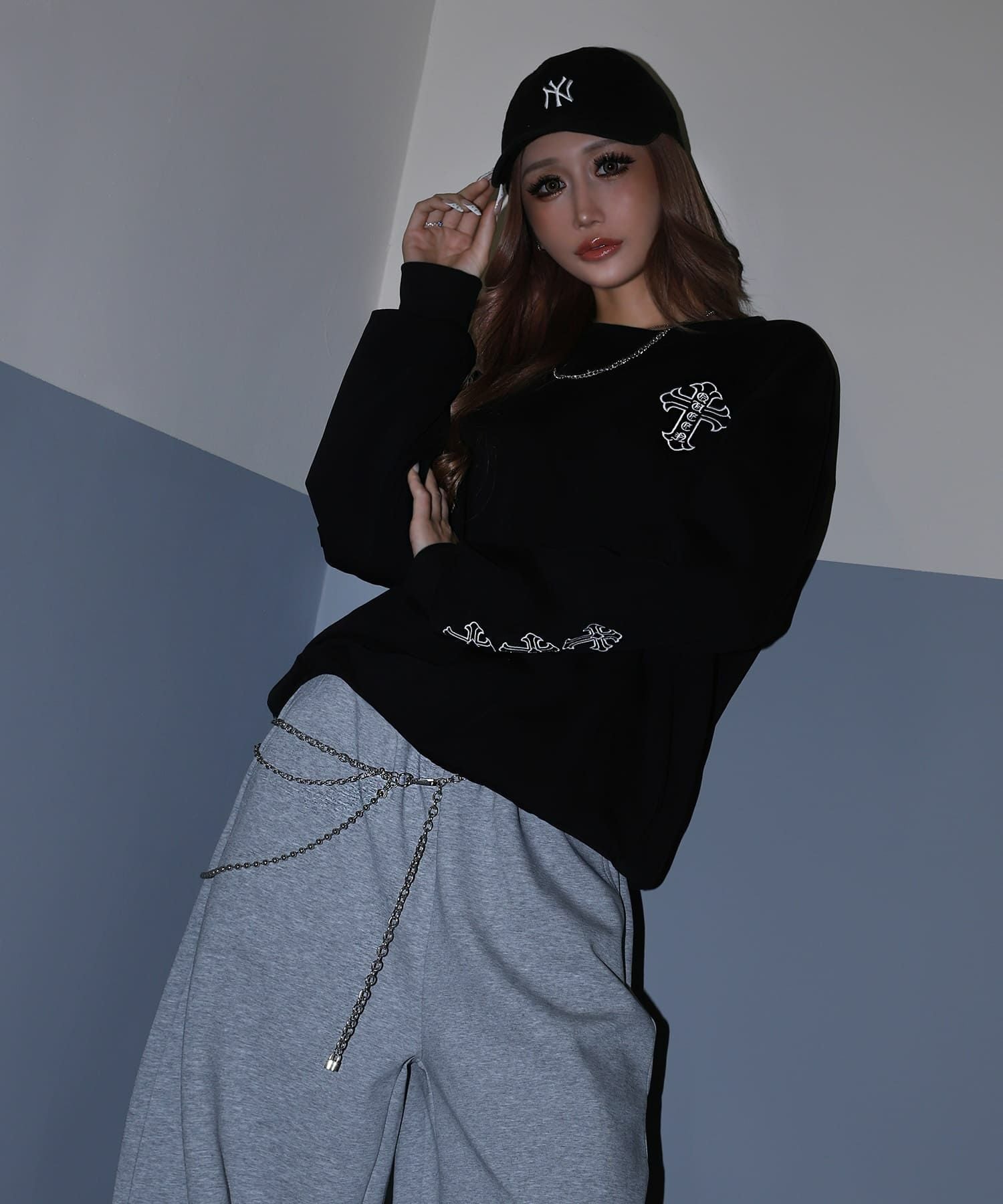 クロス刺繍トレーナー | レディースギャルファッション通販BLACKQUEEN クロス刺繍トレーナー | レディースギャルファッション通販BLACKQUEEN