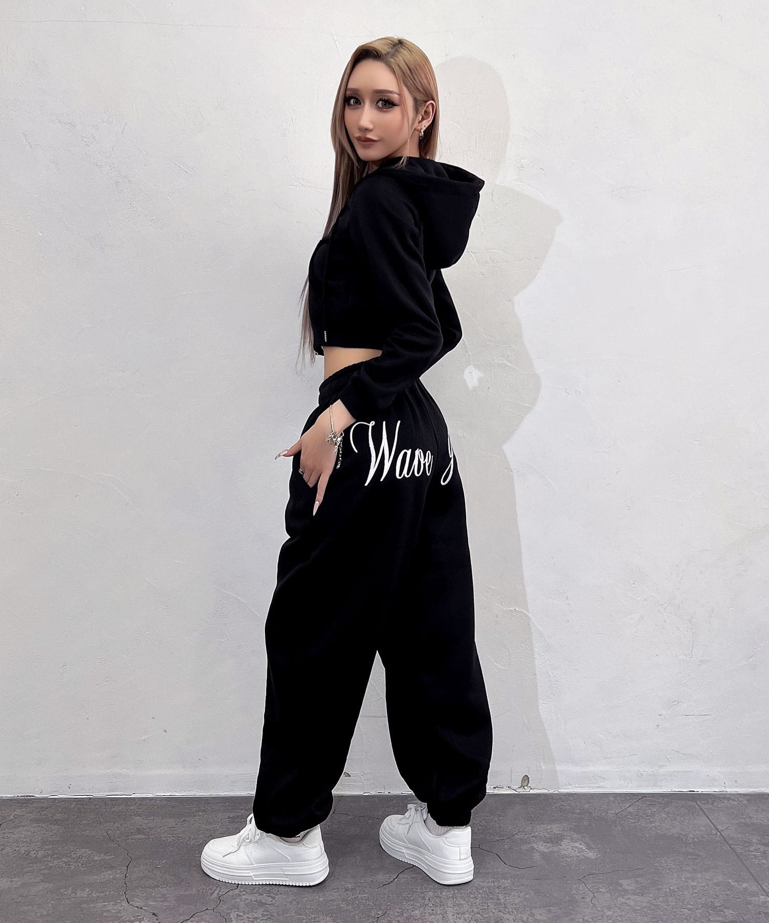 刺繍ロゴスウェットセットアップ | レディースギャルファッション通販