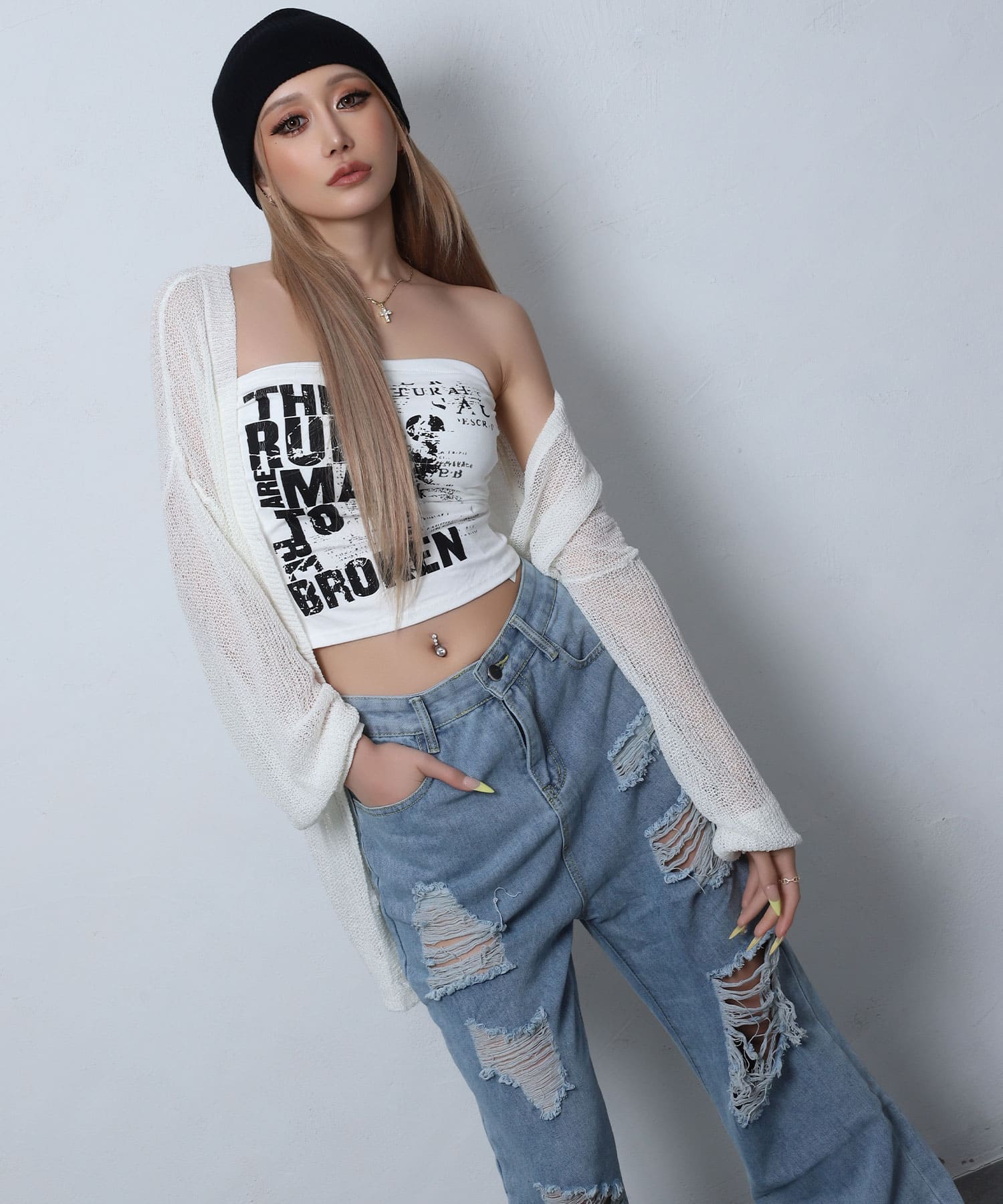distressed denim pants