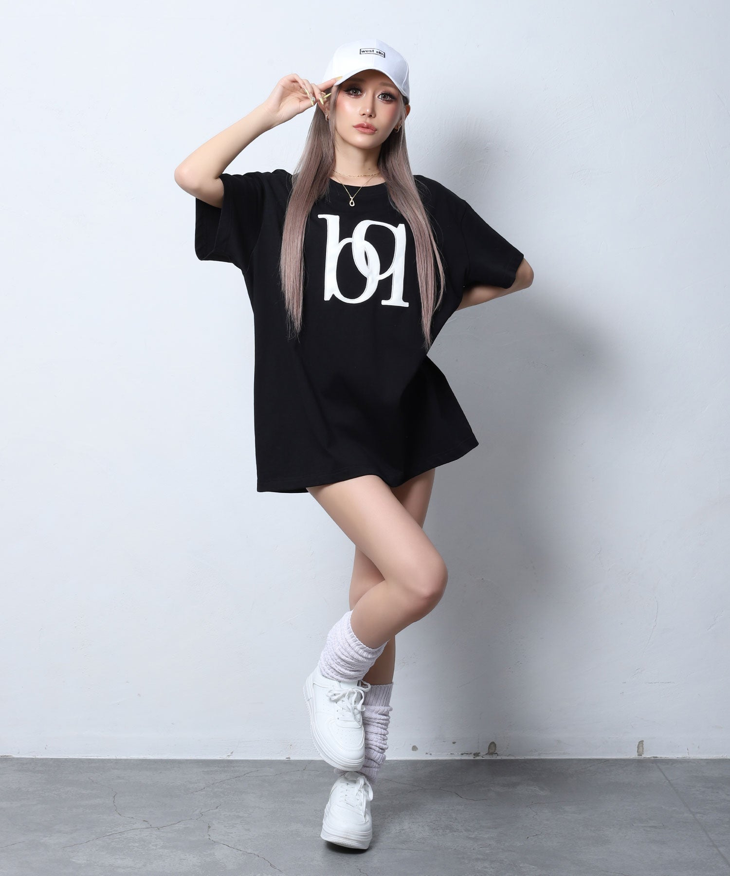 レザーロゴ入りTシャツ | レディースギャルファッション通販BLACKQUEEN