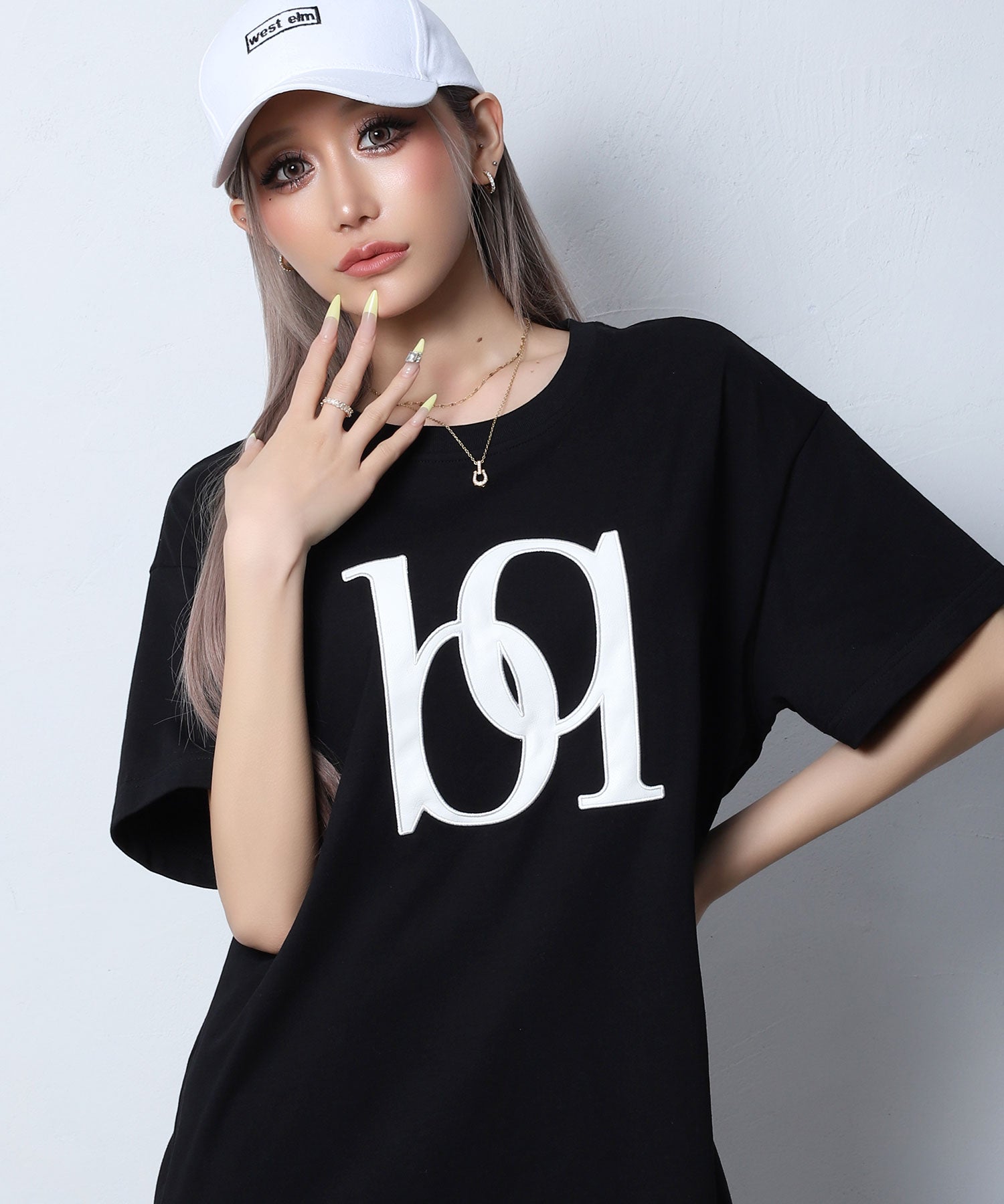 レザーロゴ入りTシャツ | レディースギャルファッション通販BLACKQUEEN