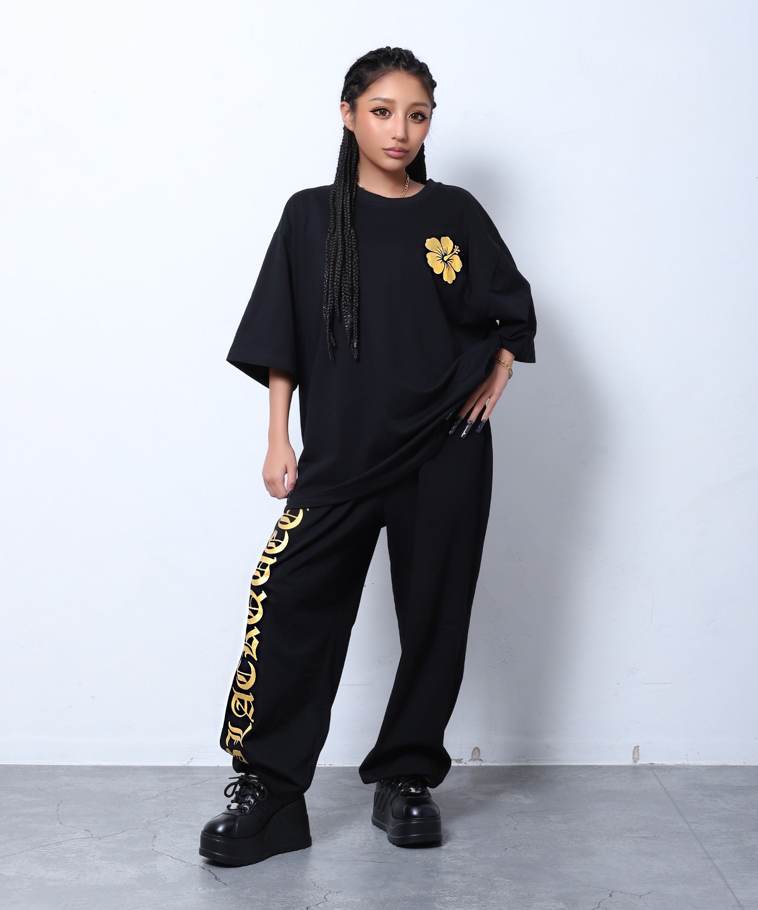 箔プリントビッグTシャツセットアップ | レディースギャルファッション