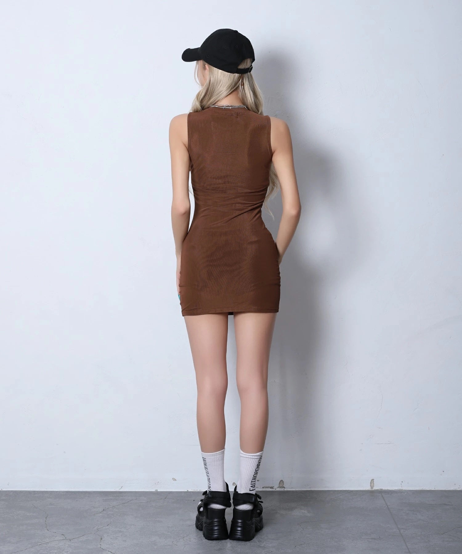 ストーン付きロゴプリントミニワンピ | レディースギャルファッション