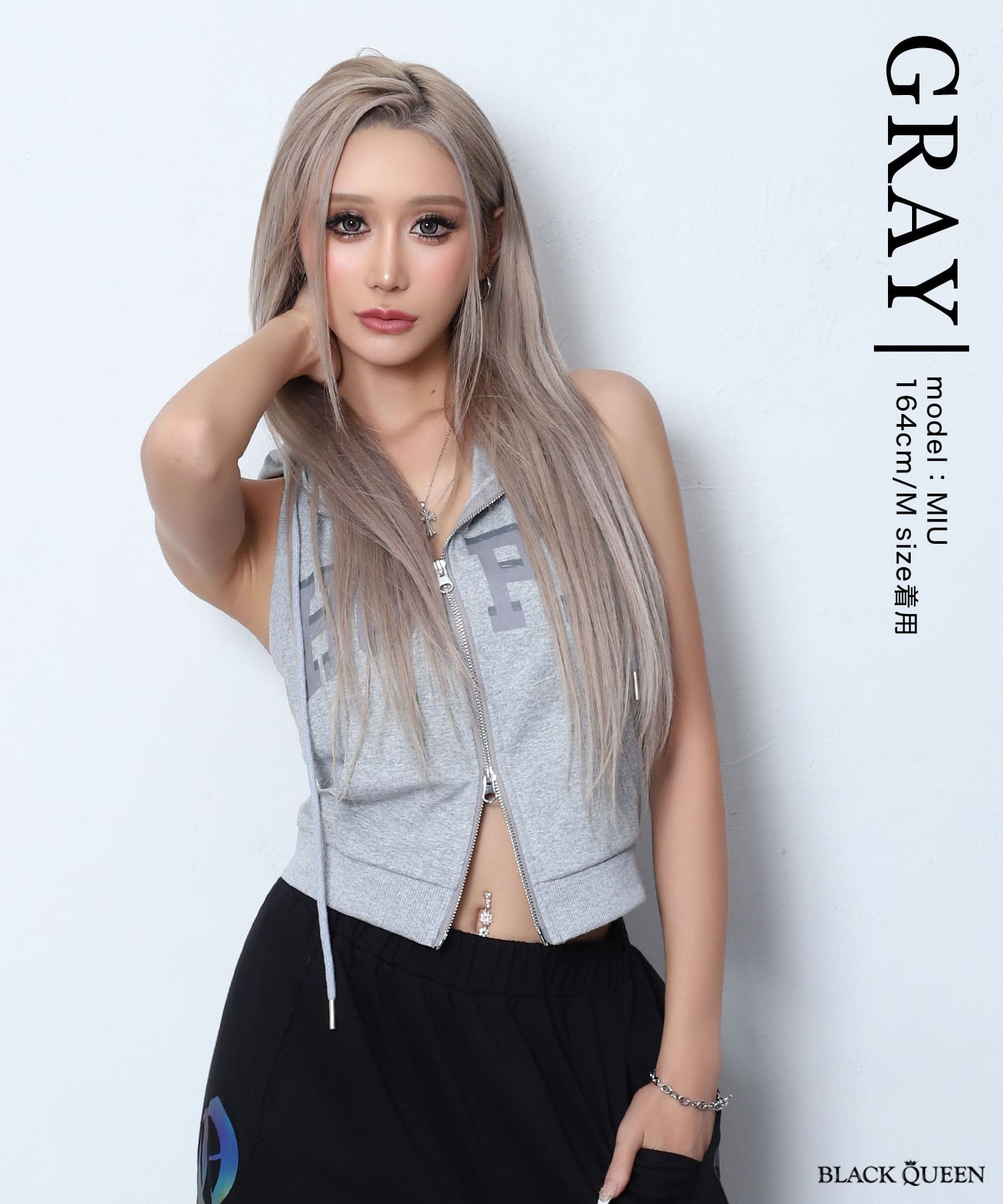 Hooded sleeveless tops